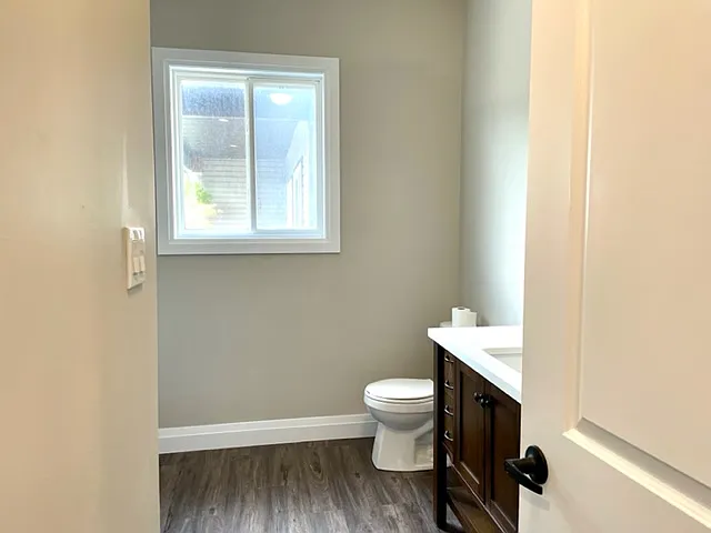 370 Edgehill Dr #2 — Photo 9