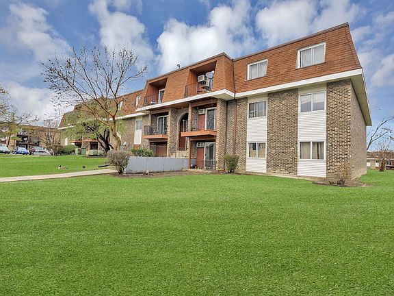2nd image of 1075 Knoll Ln APT 201