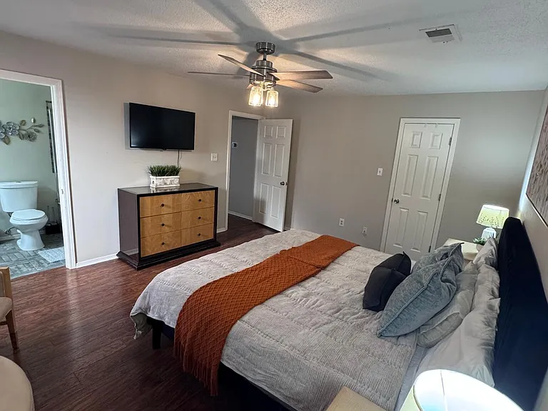 1212 McGowan Dr — Photo 15