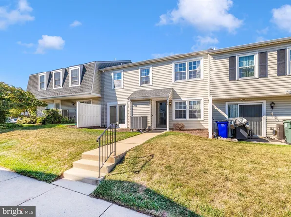 1250 Danielle Dr #1250D, Frederick, MD 21703