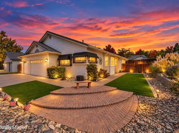 4710 Vista Mountain Dr, Sparks, NV 89436