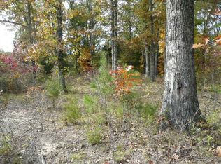 741 Lake Dr, Camden, TN 38320