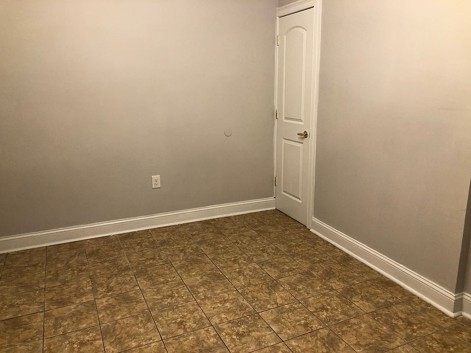 2nd image of 67 Stuyvesant Ave #30E