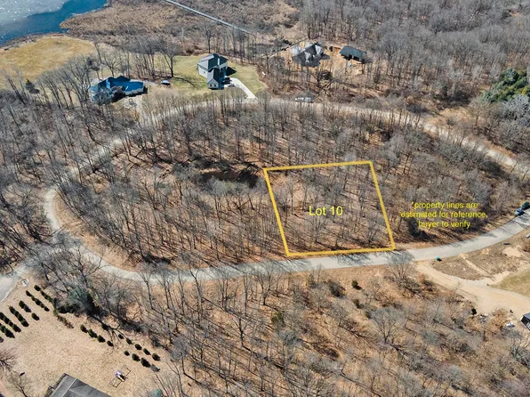 10 Kuhn Rd, Three Rivers, MI 49093