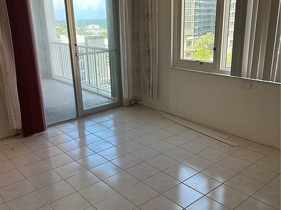 4th image of 2200 NE 33rd Avenue #9J
