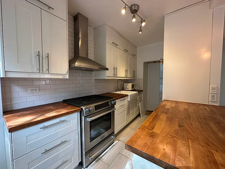 48-50 44th St #2B — Photo 5