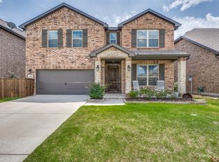 1508 Pleasant Knoll Trl, Aubrey, TX 76227