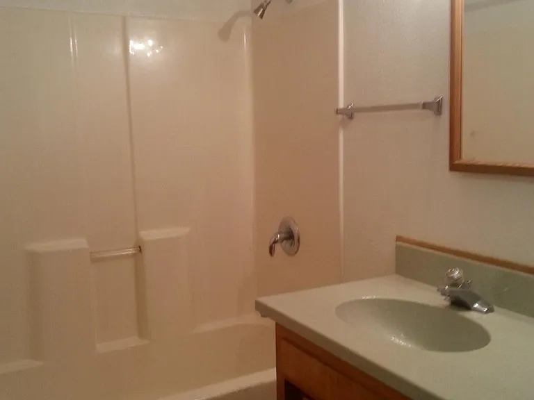 1331 NW Circle Blvd — Photo 15