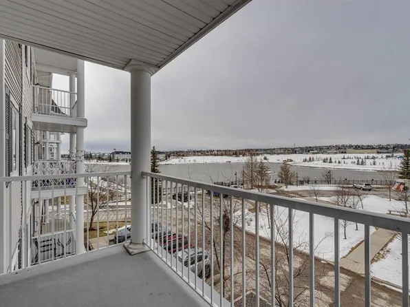 5 SW Country Village Park NE #1309, Calgary, AB T3K 0G1