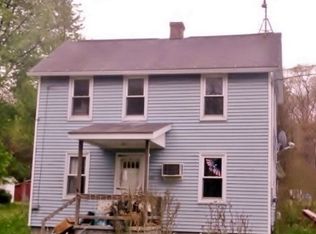 2855 Cambria St, Fallentimber, PA 16639