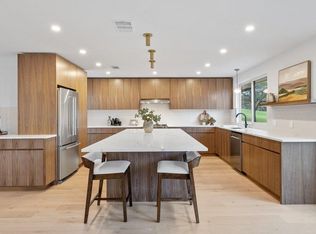 408 Rolling Green Dr, Lakeway, TX 78734