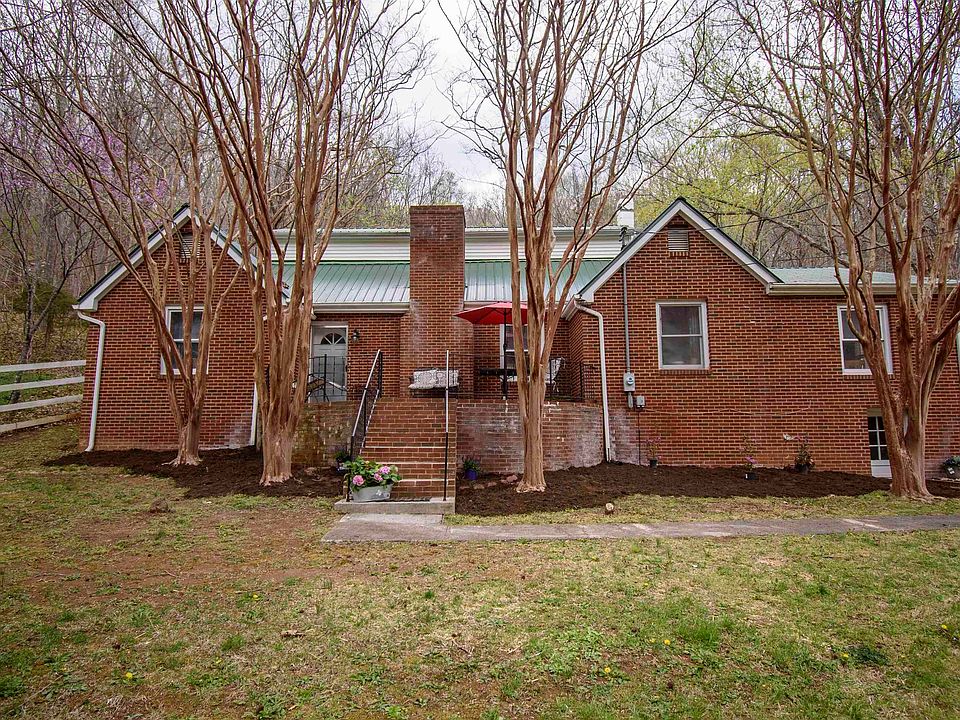1st image of 4268 Seneca Hollow Rd