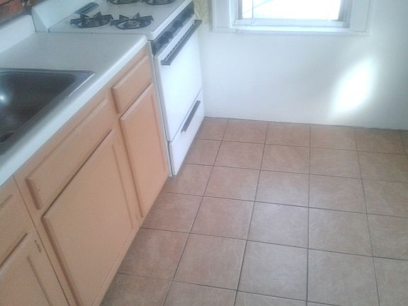 4th image of 2301 29th Ave