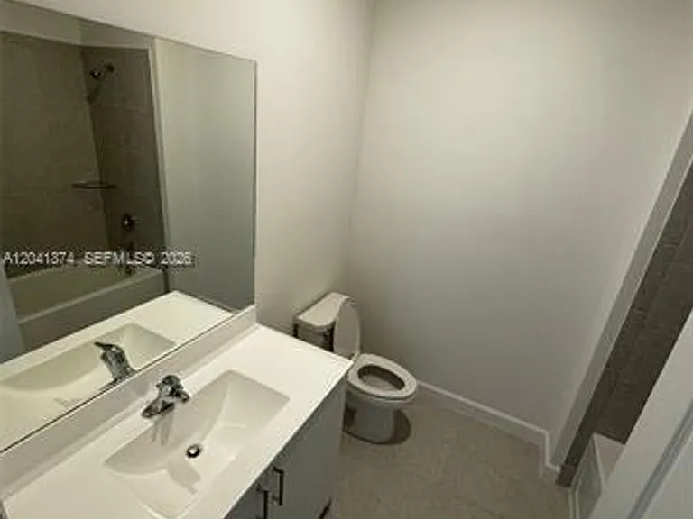 285 SW 159th Ln — Photo 29