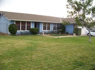 8756 Chifney Ln, Riverside, CA 92509