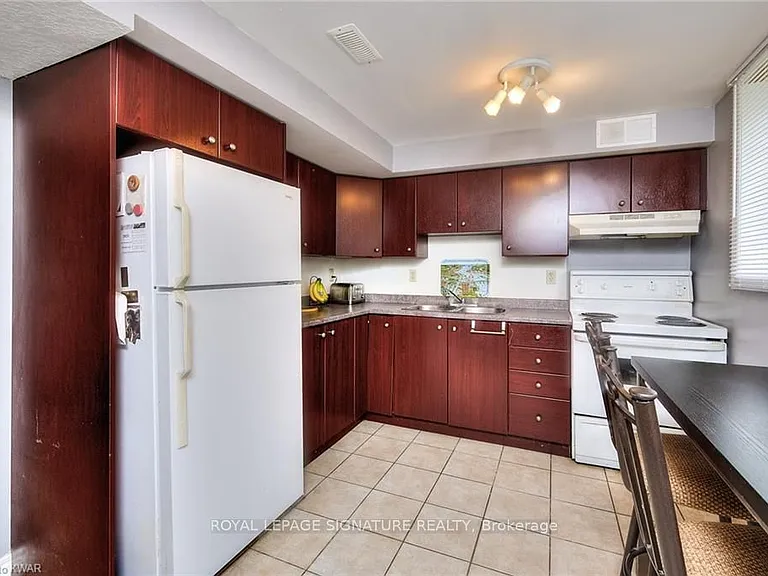 29 Marshall St #B — Photo 9