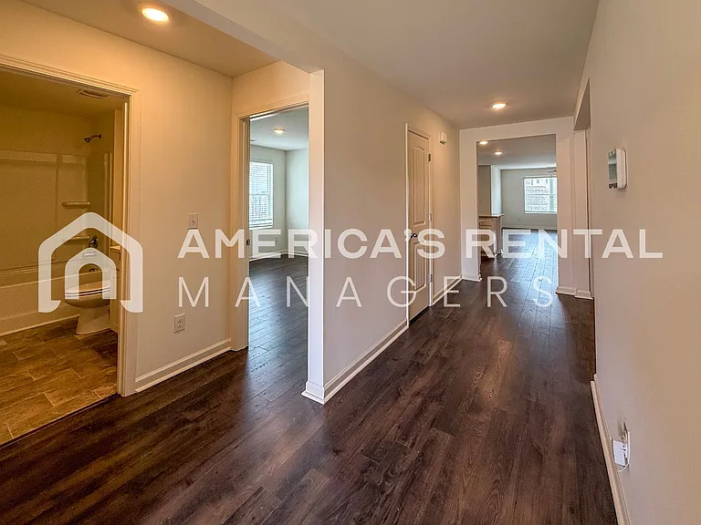 17917 April Leigh Cir — Photo 4