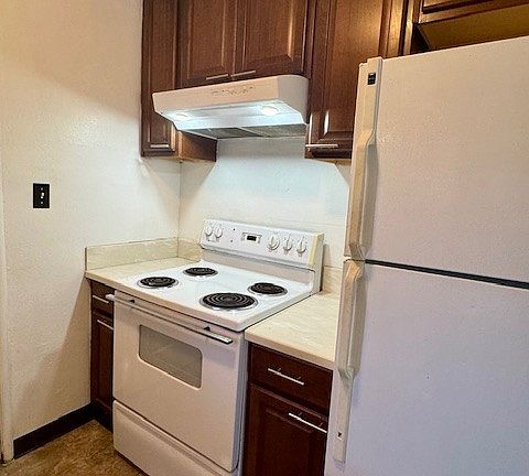 4th image of 2065 Olivera Rd APT C