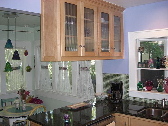 Kitchen overlooking Nook