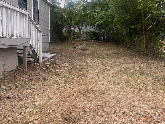 11th image of 3581 Rockwood Ave