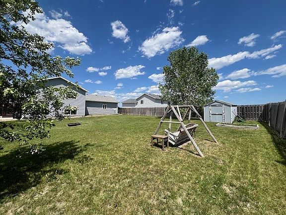 5th image of 287 Edelweiss Ln