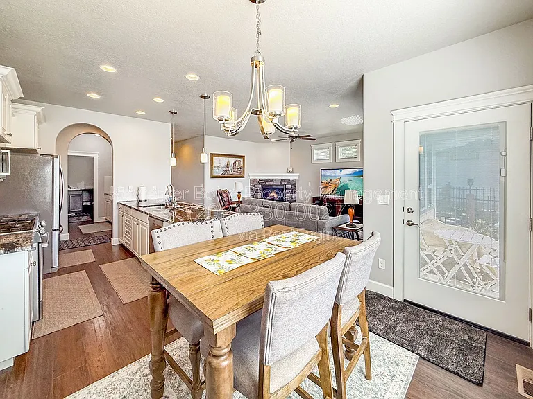 9753 W Wildbranch Dr — Photo 10