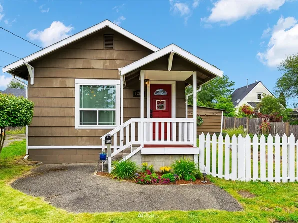1207 High Ave, Bremerton, WA 98337