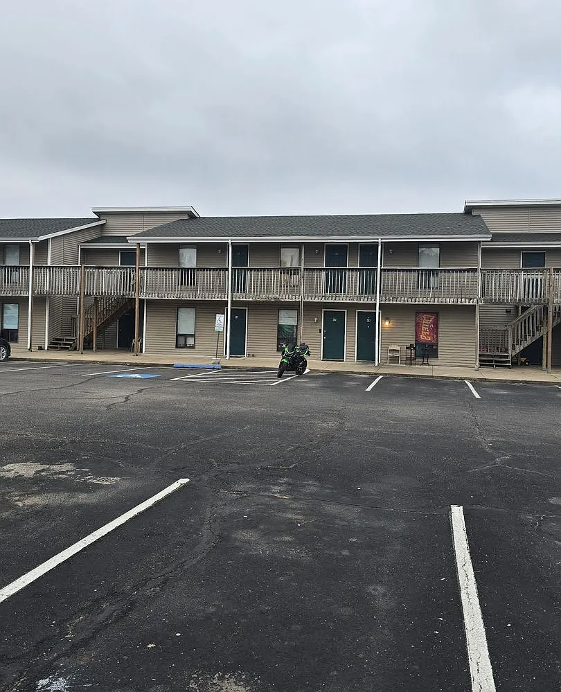 1 Bedroom 1 Bathroom Apartment! — Photo 2