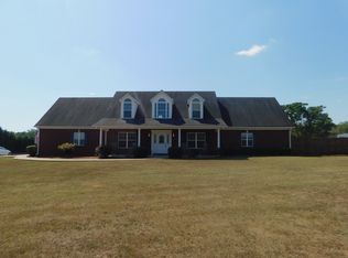 10 Country Walk, Social Circle, GA 30025