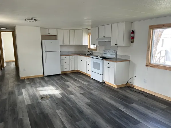 1075 W Airbase Rd, Mountain Home, ID