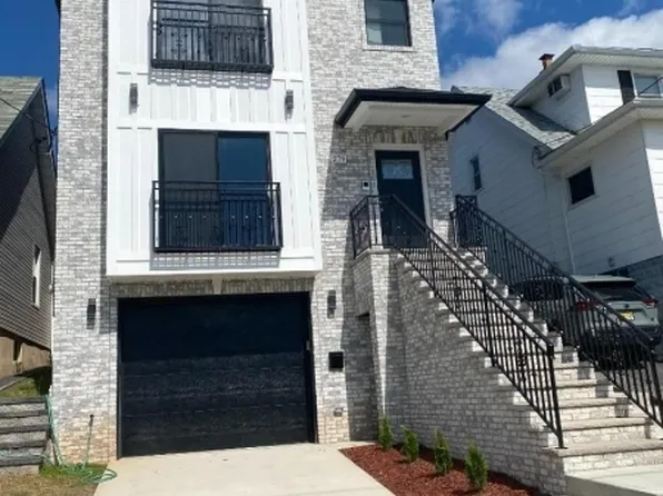 279 Forest St, Kearny Town, NJ 07032