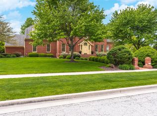 3301 Wisteria Ln, Bloomington, IL 61704