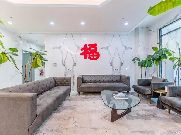 144-27 Sanford Avenue image 21 of 29