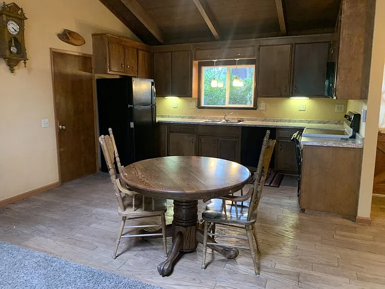 3177 Brauer Rd — Photo 4