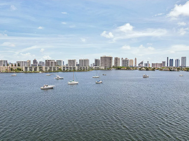 17301 Biscayne Blvd #Penthouse 7 — Photo 59