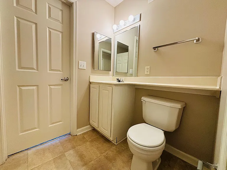 215 S Knollwood Dr #4303 — Photo 3