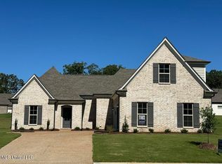 932 Collie Dr, Hernando, MS 38632