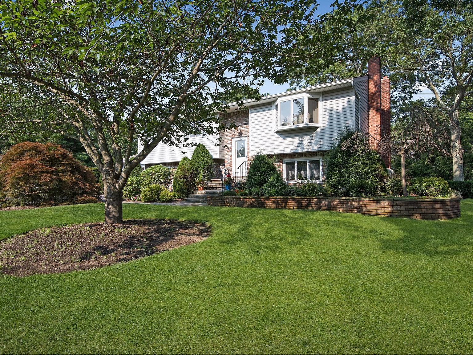 1011 Terry Rd, Ronkonkoma, NY 11779 Zillow