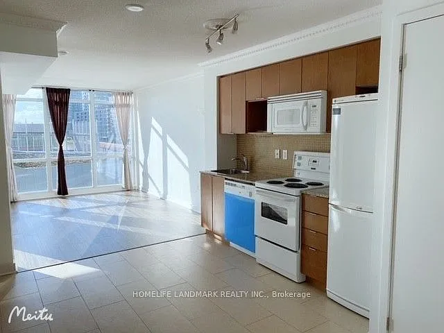 2 bed, $2,400 — Photo 3