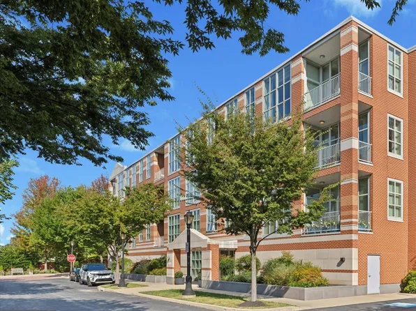 125 Iron Works Way, Wayne, PA 19087