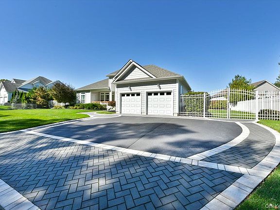4th image of 48 Wildflower Drive