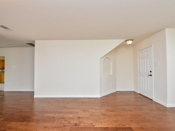 Entry. WOW - Look at the beautiful wood floors (installed April 2019).