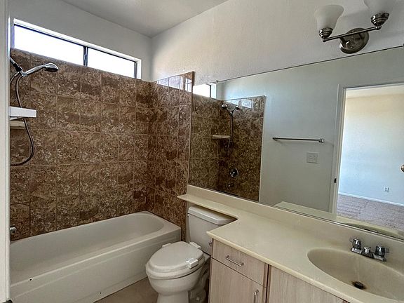 3rd image of 1212 Brockton Ave APT 202