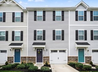 9821 Mel Carl Dr, Cincinnati, OH 45251