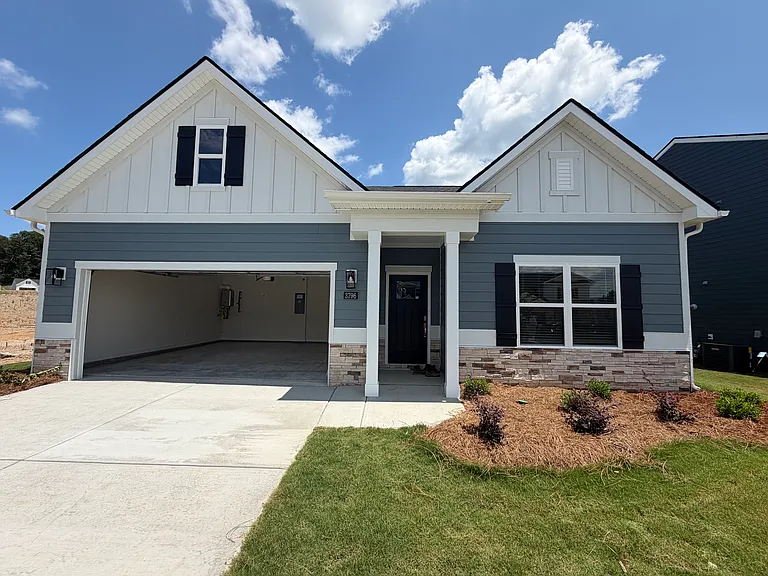 3796 Hawks Creek Dr — Photo 3