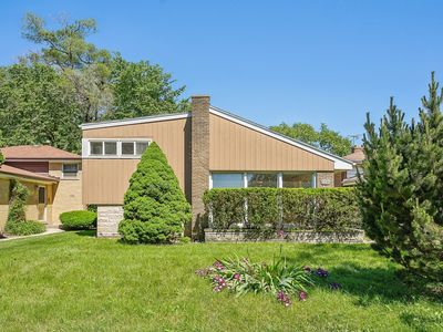 339 Dodge Ave, Evanston, IL, 60202