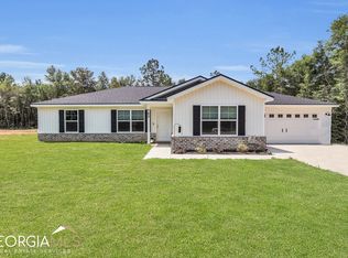 783 Bluff Rd, Jesup, GA 31545