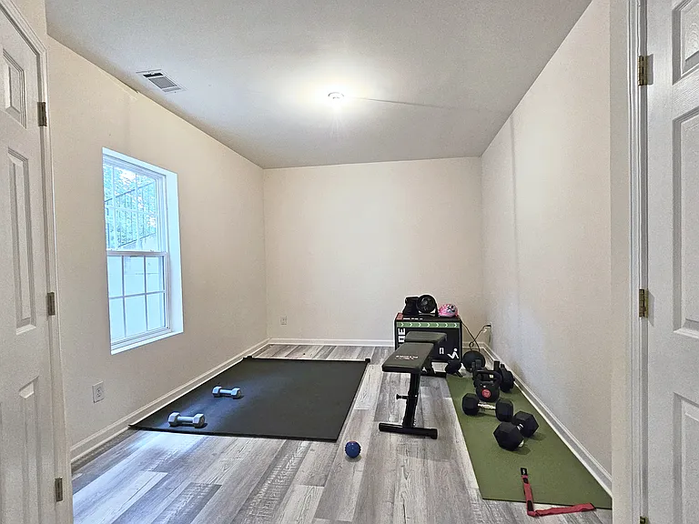 935 Blackmar Way — Photo 30