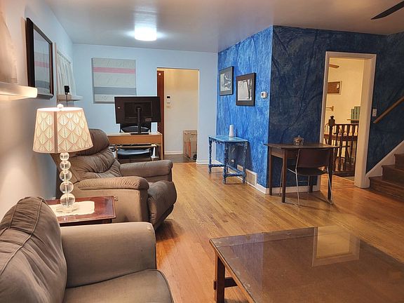 5th image of 5027 N Newcastle Ave