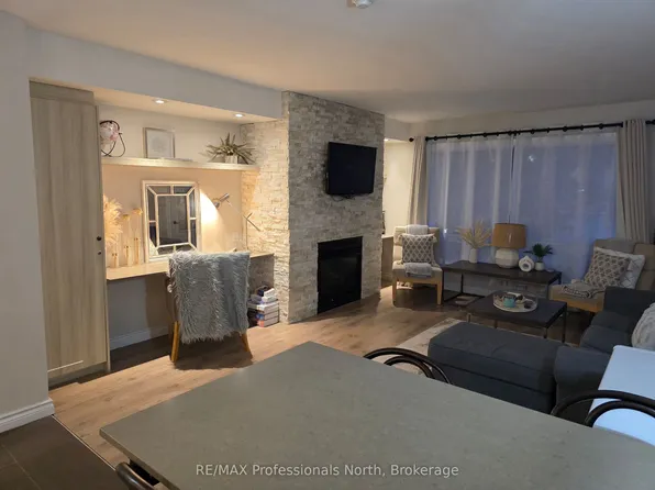 1235 Deerhurst Dr #52-308, Huntsville, ON P1H 2E8